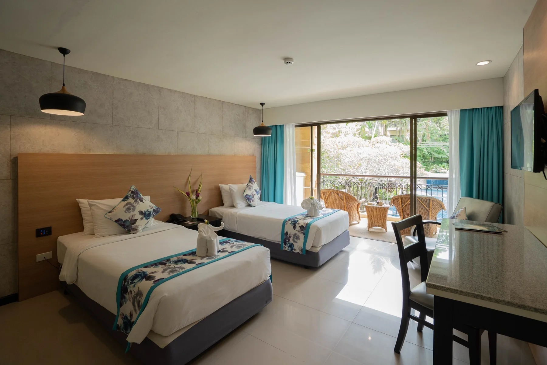 Pool View Room · photograph 5