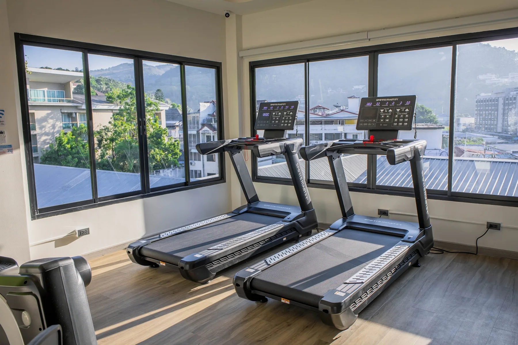 THE FITNESS ROOM